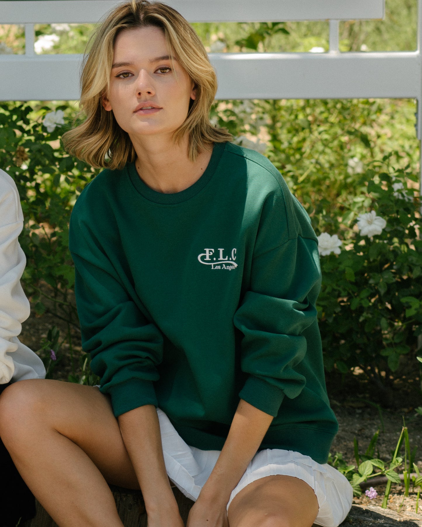 UNISEX FLC ESSENTIAL CREWNECK SWEATSHIRTS - Dark Green